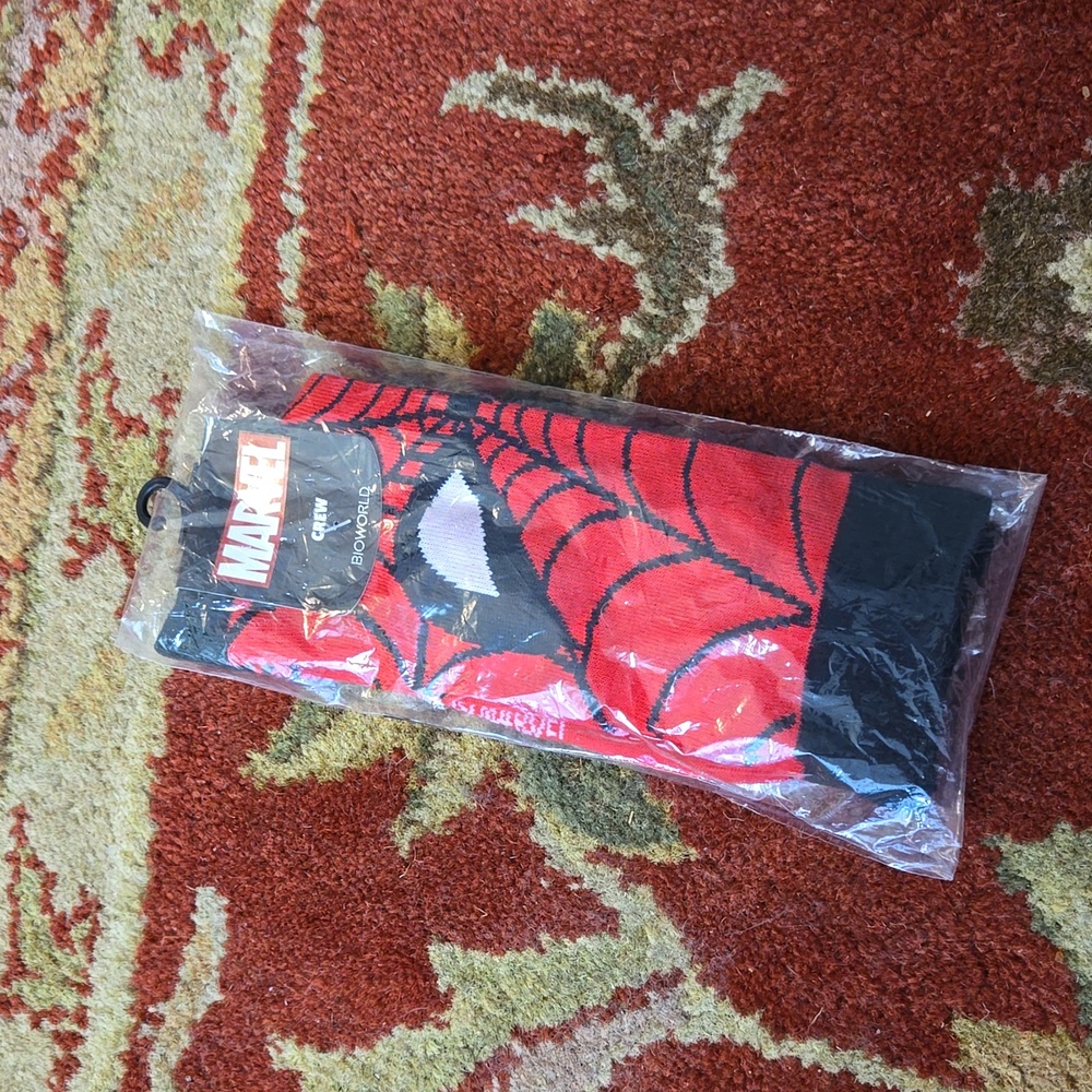 NWT Bioworld Marvel Spiderman crew socks